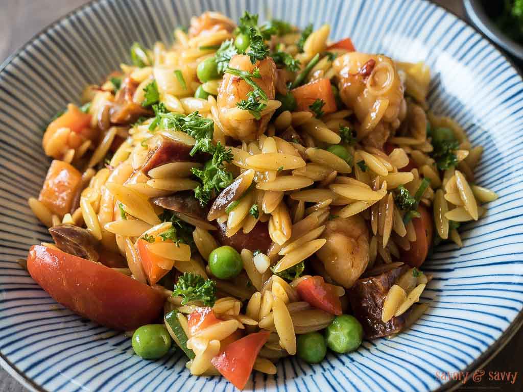 Crowd-pleasing Paella Salad